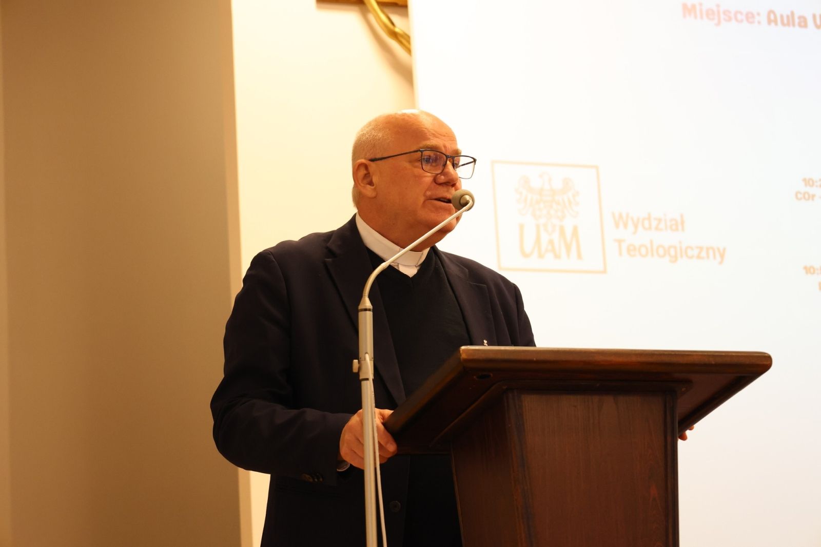 ks. prof. UAM dr hab. Dariusz Kwiatkowsk