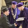 od lewej Jan Krzyżaniak, ks. prof. UAM dr hab. Mieczysław Polak, ks. dr Przemysław Zgórecki