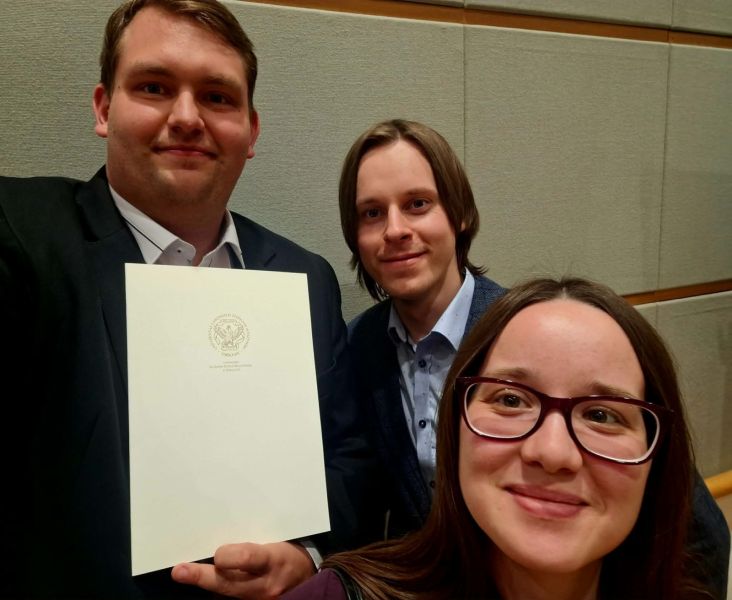 od lewej strony Michał Woźny, Krystian Wieliński, Beata Kęszczyk